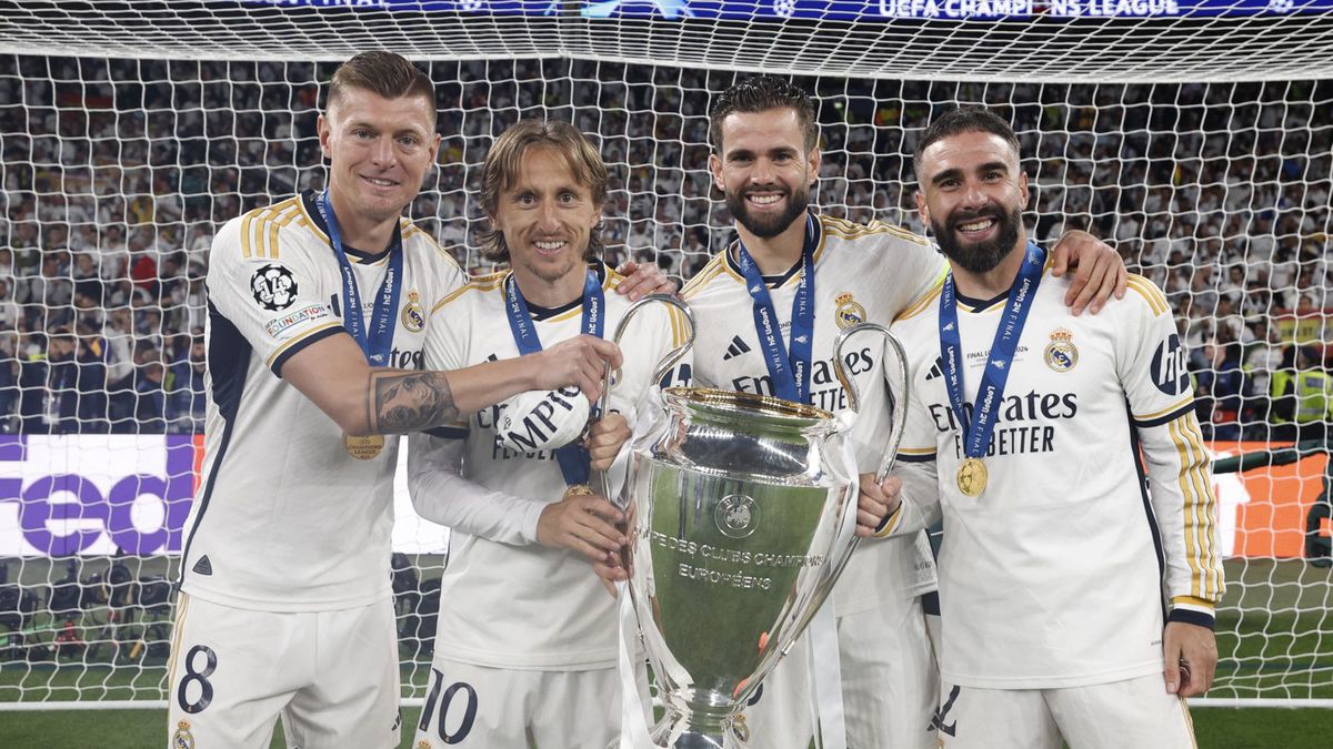 Getty Images /  Antonio Villalba/Real Madrid via Getty Images / Na zdjęciu: Toni Kroos, Luka Modrić, Nacho Fernandez i Daniel Carvajal