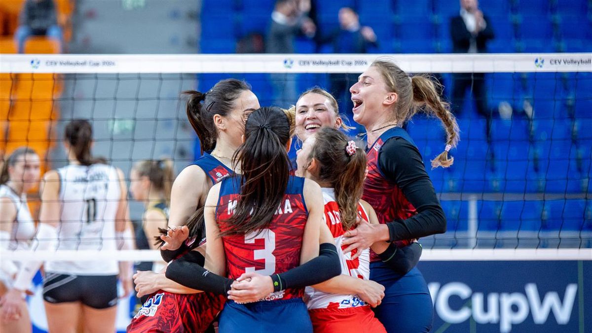 Materiały prasowe / CEV / Na zdjęciu: siatkarki Crvenej Zvezdy Belgrad. Pierwsza z prawej: Małgorzata Jasek