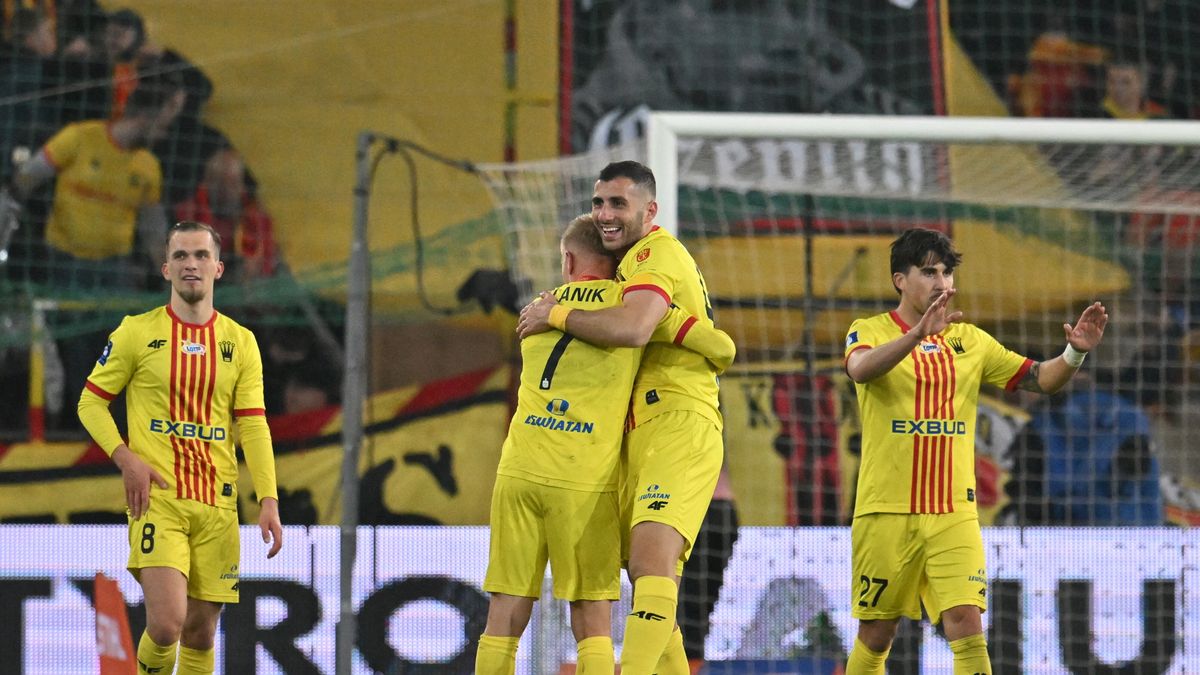 PAP / Piotr Polak / Na zdjęciu: Korona Kielce pokonała Widzew Łódź