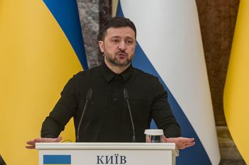 Zełenski: Rosja planuje atak z Białorusi na państwo NATO