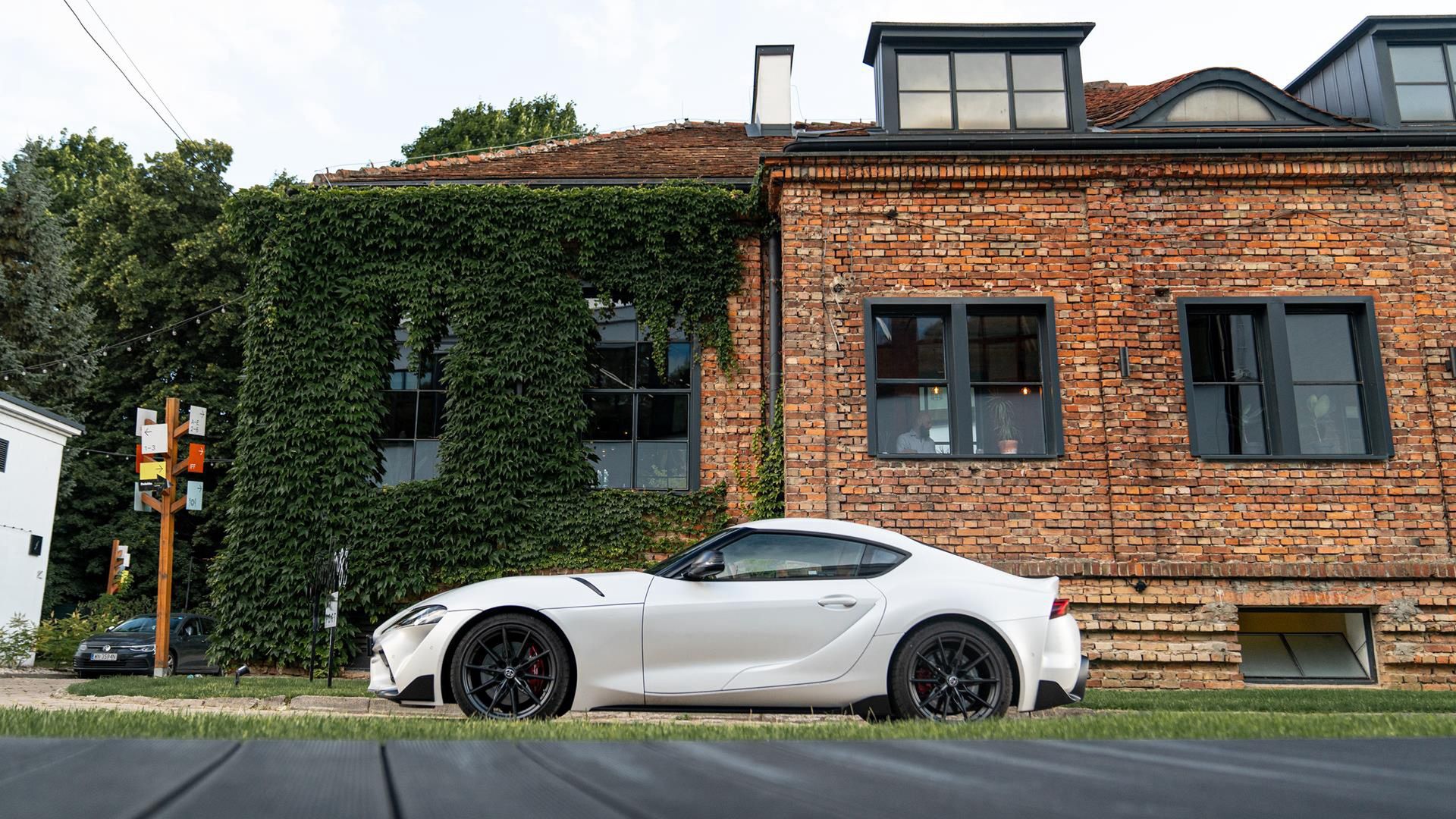 Toyota GR Supra M/T