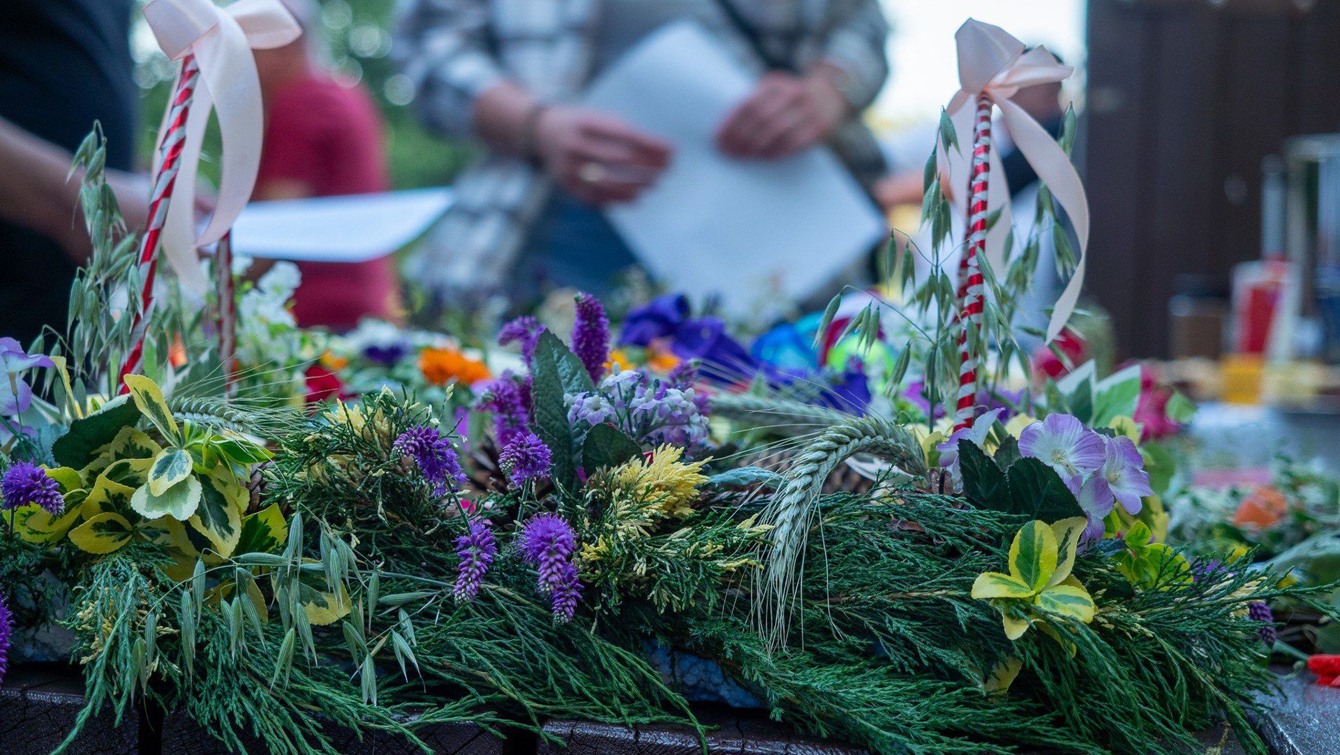 Magia Nocy Świętojańskiej w Kobylcu – muzyka, wianki i taneczna zabawa nad jeziorem