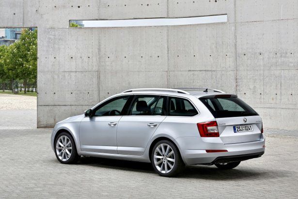 Pierwsze zdjęcia modelu Škoda Octavia Combi III [Genewa 2013]