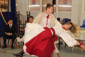 Dobryszyce: Dzień Patrona w setną rocznicę śmierci Władysława Stanisława Reymonta