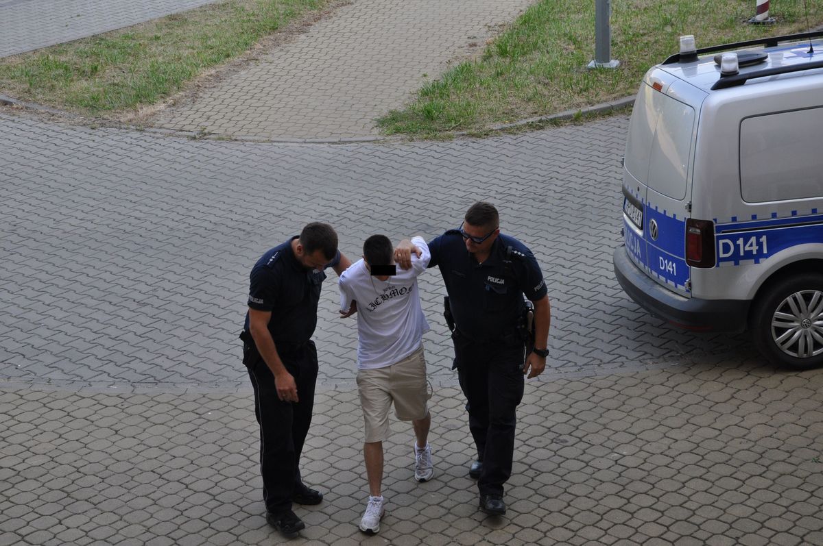 Policjanci z Liblina zatrzymali dwóch mężczyzn