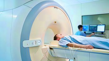 Ile kosztuje rezonans magnetyczny? Jak długo czeka się na badanie w ramach NFZ?