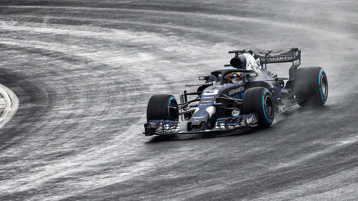 Zdjęcie okładkowe artykułu: Materiały prasowe / Red Bull / Daniel Ricciardo za kierownicą RB14