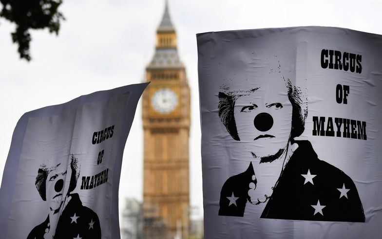 Plakaty przeciwników Brexitu podczas demonstracji 1 lipca w Londynie.
