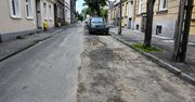 Bydgoszcz: Na ulicy Łokietka namalowano oznakowanie na piachu. "Wykonawca nie otrzyma zapłaty"