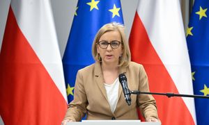 Media: pusta kasa w "Czystym powietrzu"