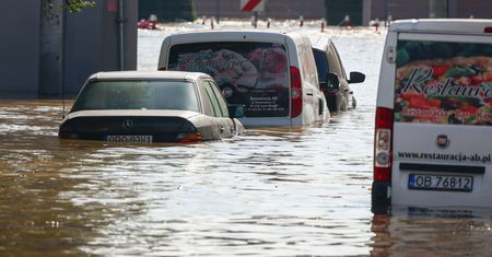 Ile osób zmarło w wyniku powodzi? Policja dementuje plotki