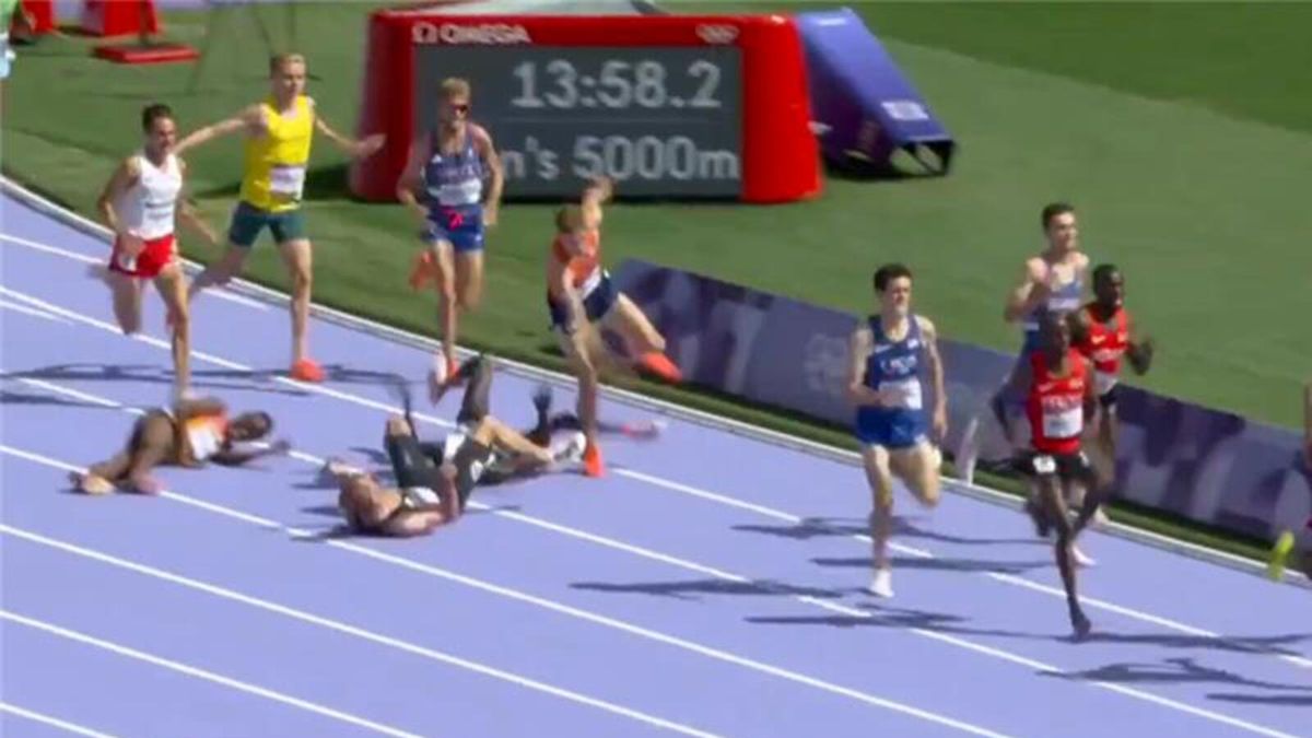 Twitter / Eurosport / dramatyczne sceny na ostatniej prostej biegu na 5000 m