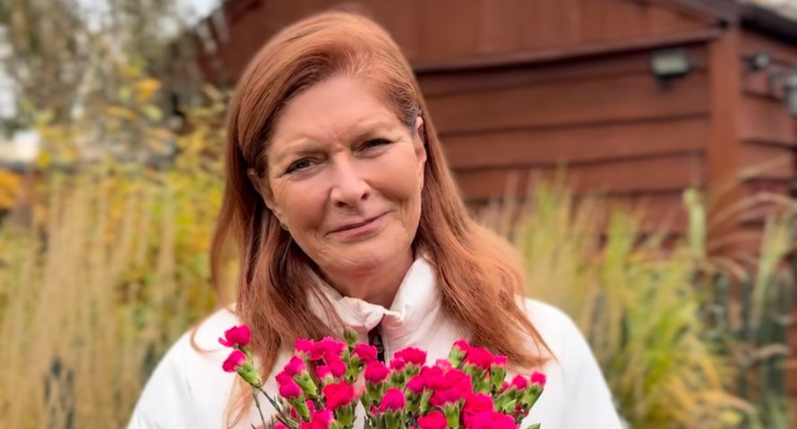 Katarzyna Dowbor drwi z Edwarda Miszczaka. "Goździki bardziej do pana pasują"