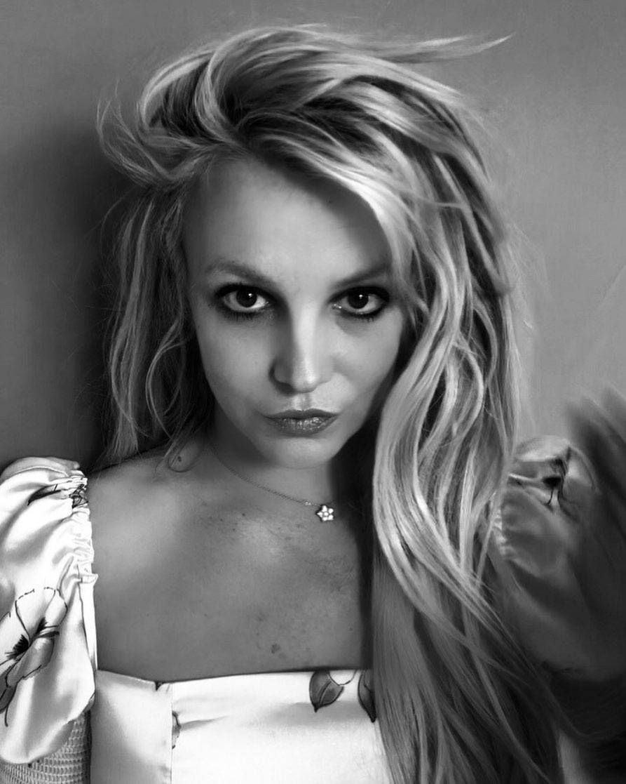 Wielki powrót Britney Spears po złamaniu nogi, Instagram