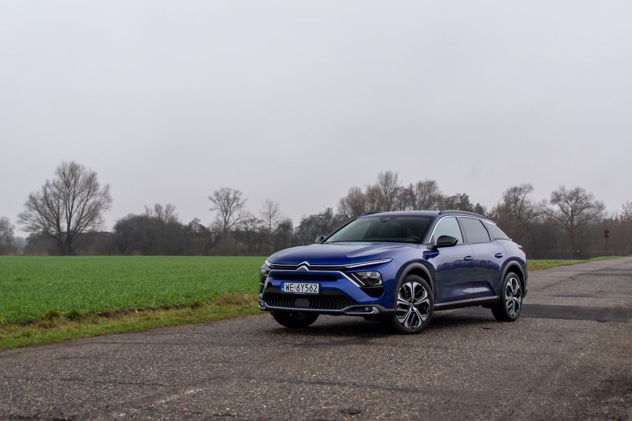 Test: Citroën C5 X 1.6 PureTech – niech żyje awangarda! (i odrobina rozsądku)