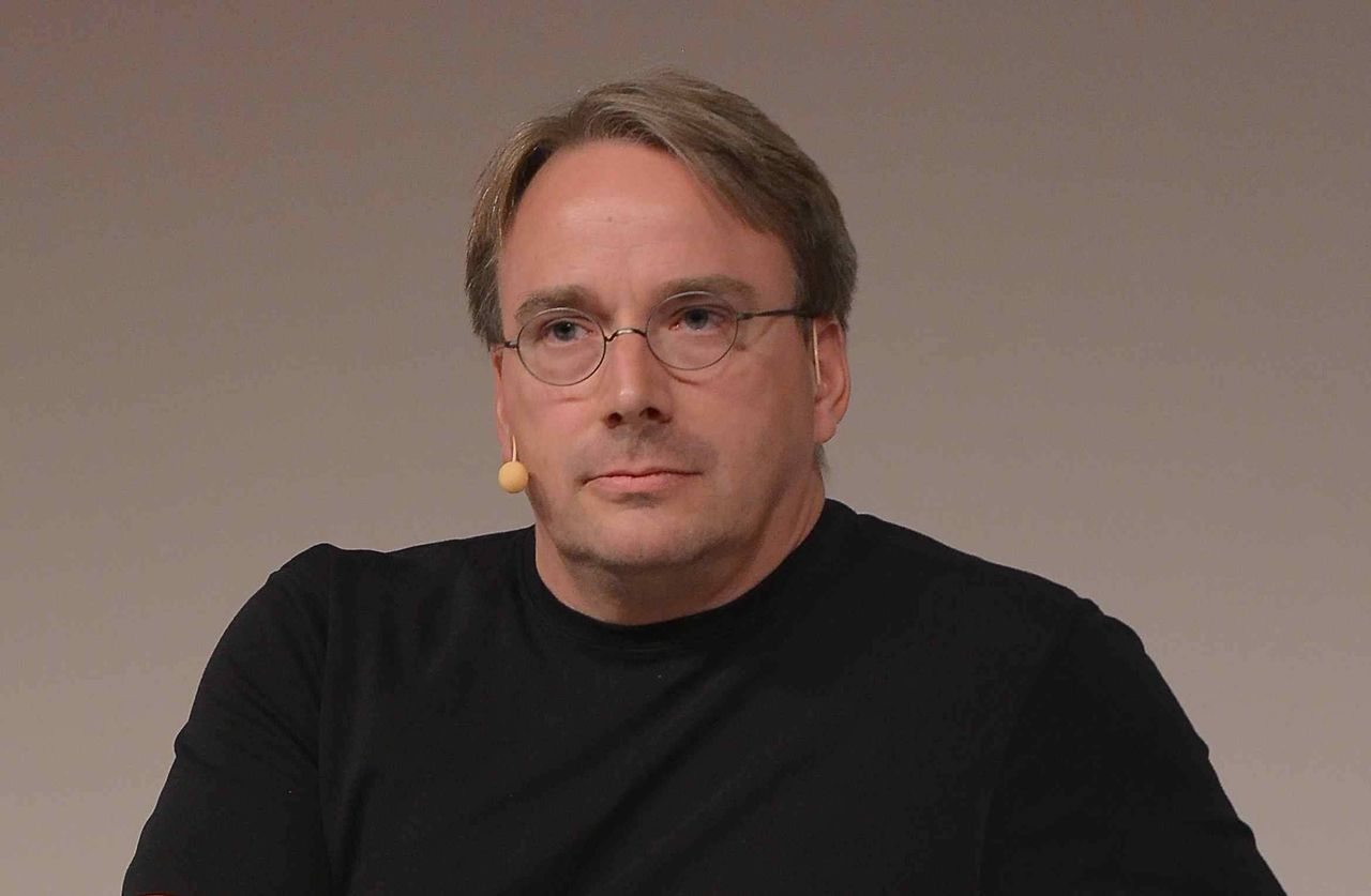 Torvalds: Intel jest dla mnie martwy, chyba że ogarną swoje g...o