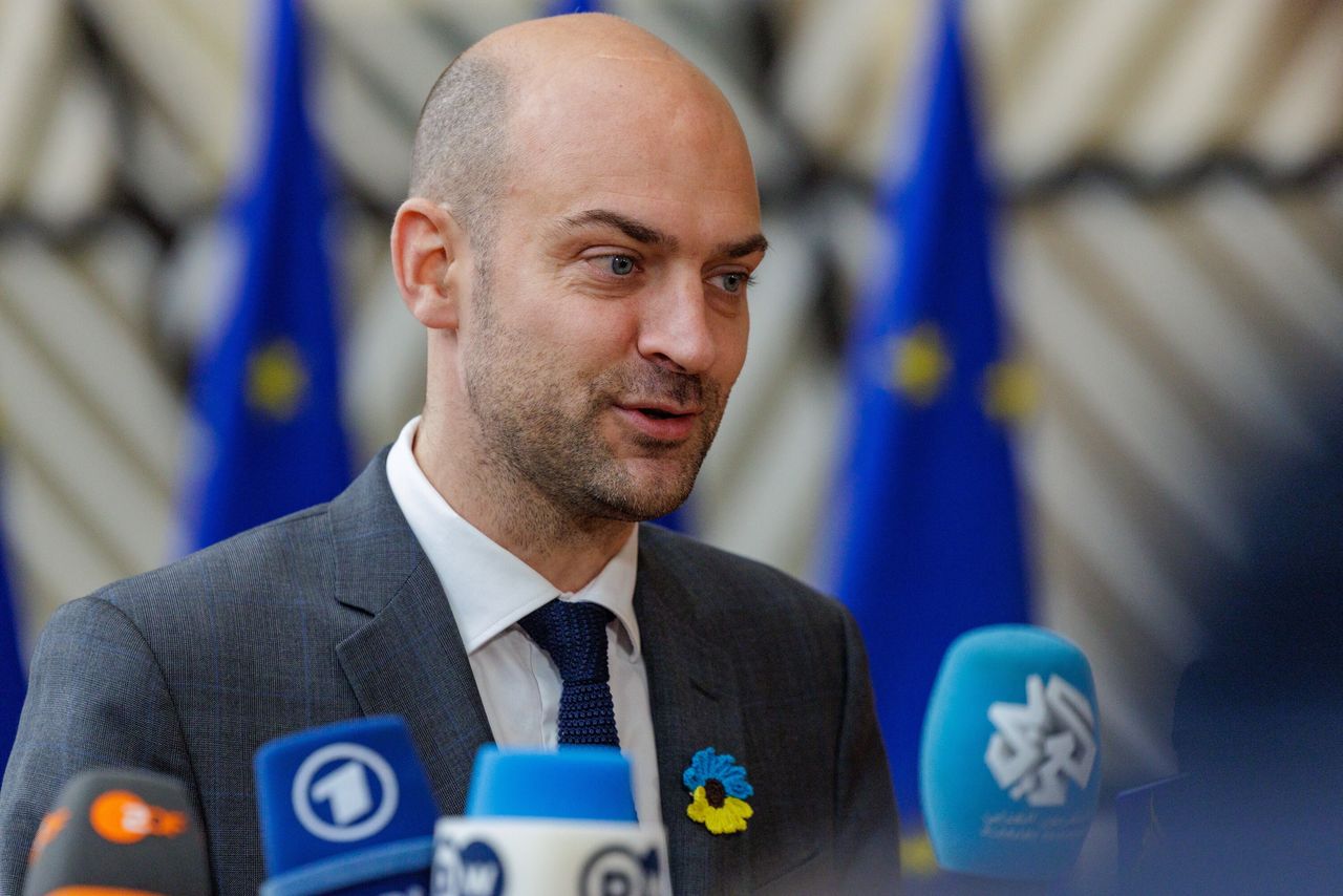 Nie stawił się na wezwanie. Francja zaostrza ton wobec ambasadora USA