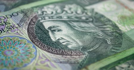 Kredyt bez WIBOR-u? "Zastanowiłbym się trzy razy"