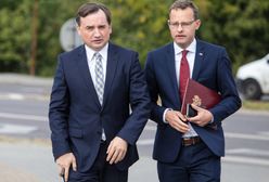 Romanowski stracił paszport. Prokuratura zabiera głos