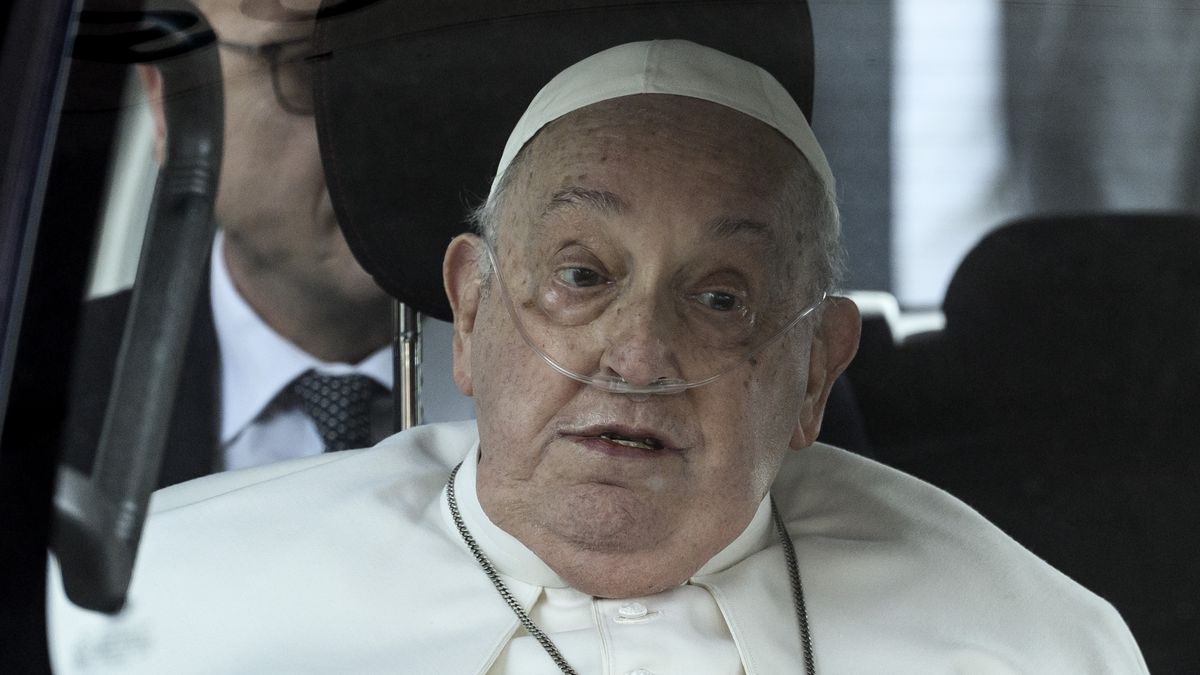 Papież Franciszek przechodzi rekonwalescencję