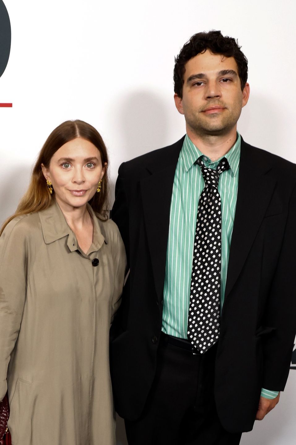 Ashley Olsen z mężem i teściową