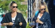 Anna Kournikova maszeruje z synem, próbując ukryć ciążowy brzuch pod obszernym t-shirtem (ZDJĘCIA)