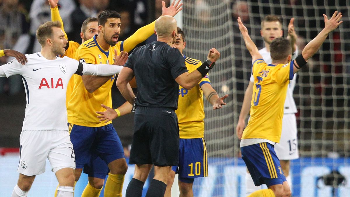 Decyzje Szymona Marciniaka w meczu Tottenhamu z Juventusem wzbudziły ogromne kontrowersje