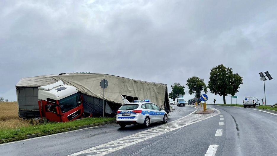 Wypadek DK11 pod Ujściem