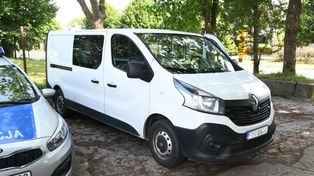 Koszalin: Kompletnie pijany przyszedł do pracy. Szef kazał mu iść do domu, 53-latek ukradł firmowego busa