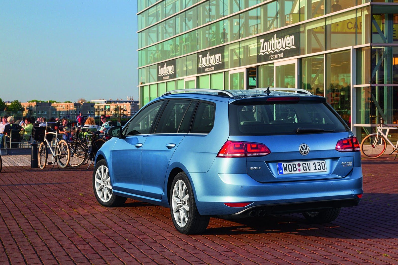VW-Golf-Variant-11[2]