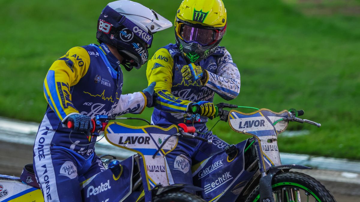 WP SportoweFakty / Patryk Kowalski / Na zdjęciu: Emil Sajfutdinow (z lewej) i Patryk Dudek (z prawej)