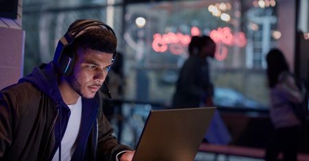 Laptop? Ten z procesorem Intel będzie dobry i dla graczy i dla twórców