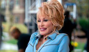 "Wyglądam bardzo sztucznie" - mówi o sobie Dolly Parton. A jak wyglądała kiedyś?