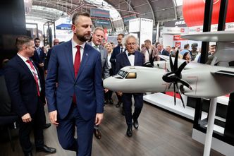 Zakłócenia systemów GPS. Szef MON: liczymy na szybkie efekty działań NATO