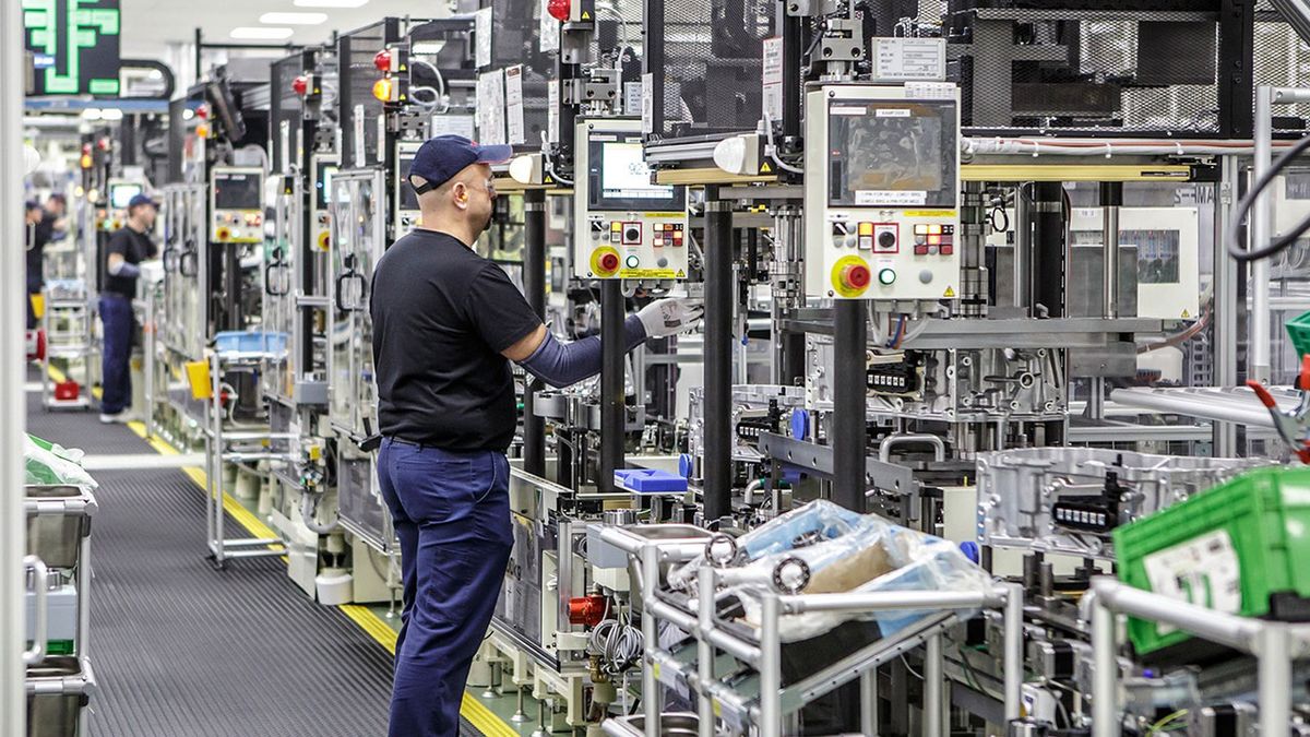 Produkcję do odwołania wstrzymały m.in. polskie zakłady Toyoty.