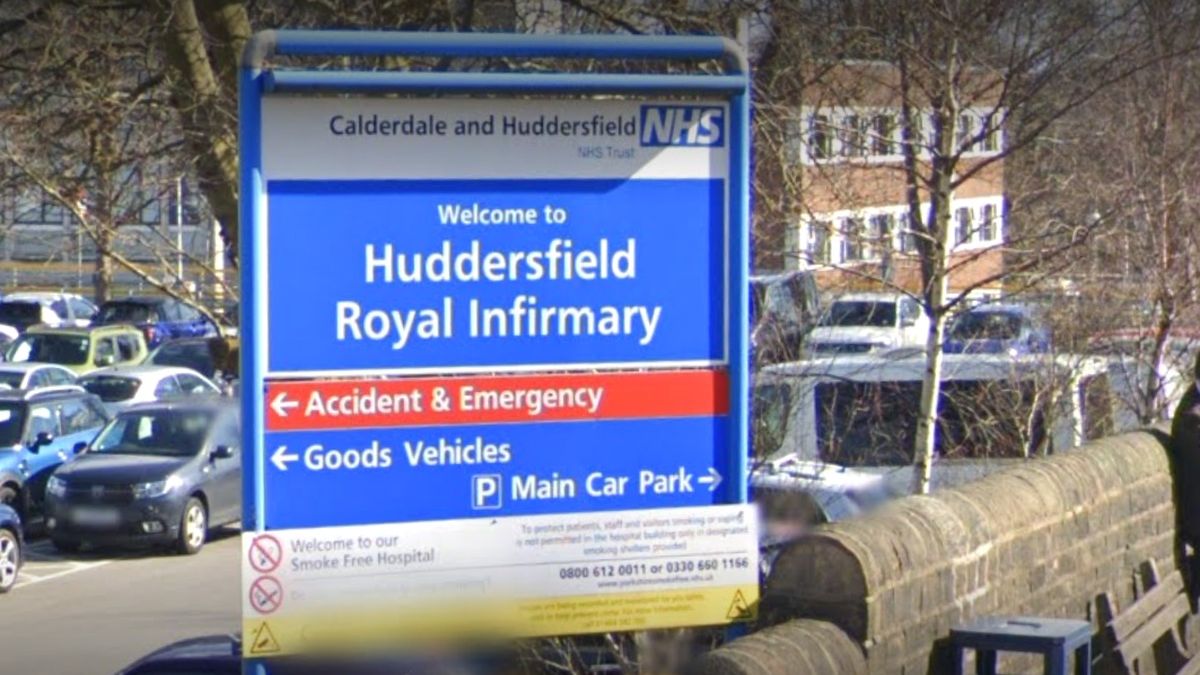 Zmarły lekarz był konsultantem szpitala Huddersfield Royal Infirmary w Huddersfield w północnej Anglii