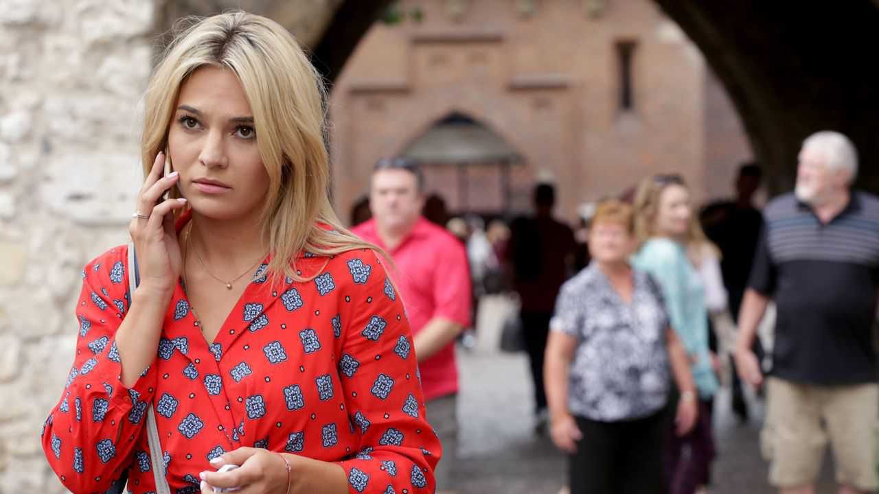 M jak miłość, Julka (Joanna Kuberska)