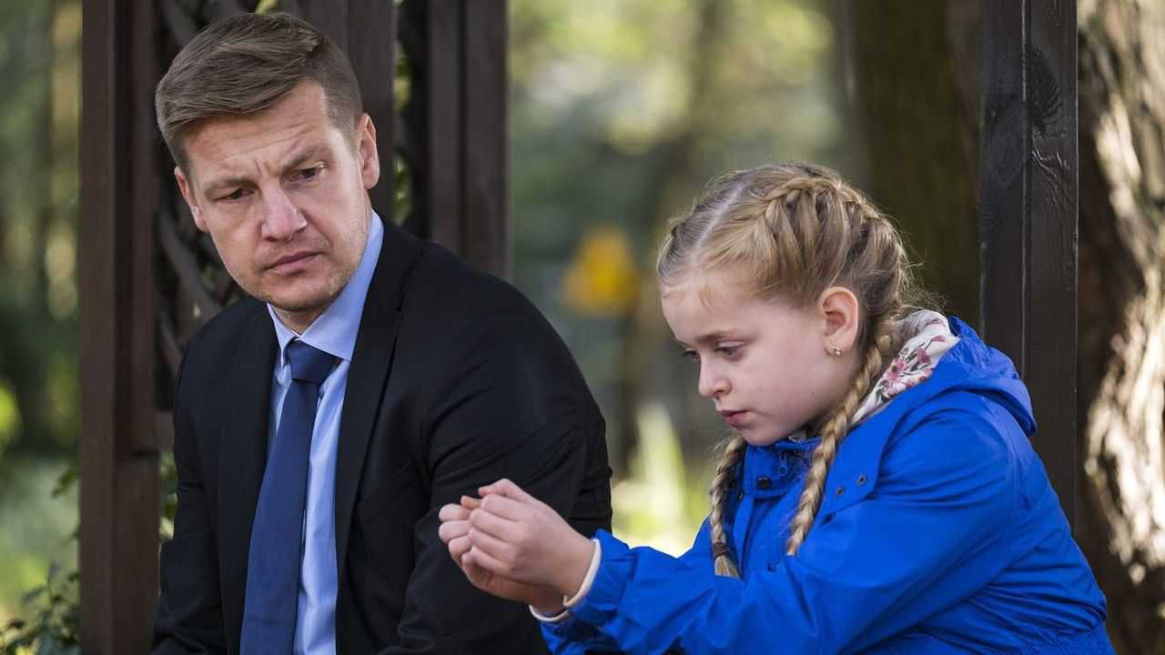 M jak miłość, Paweł (Rafał Mroczek), Basia (Gabriela Raczyńska)