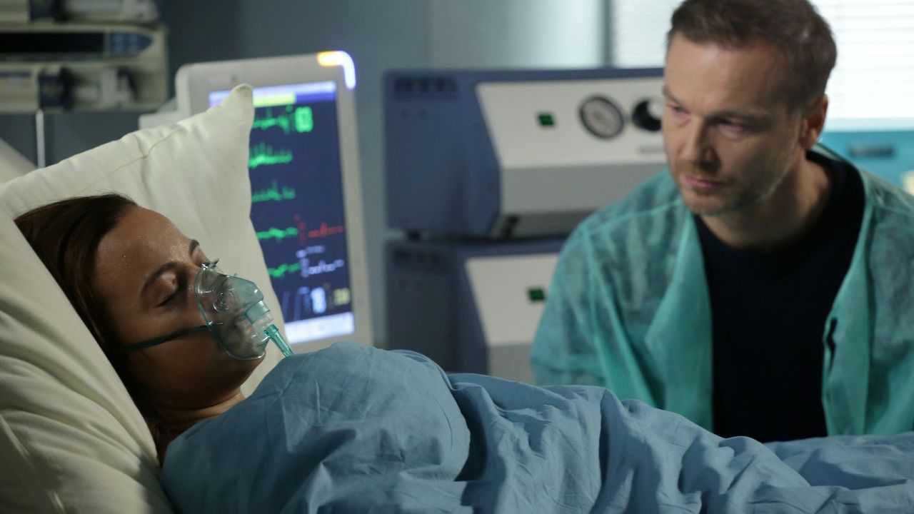 M jak miłość, Magda (Anna Mucha), Andrzej (Krystian Wieczorek)