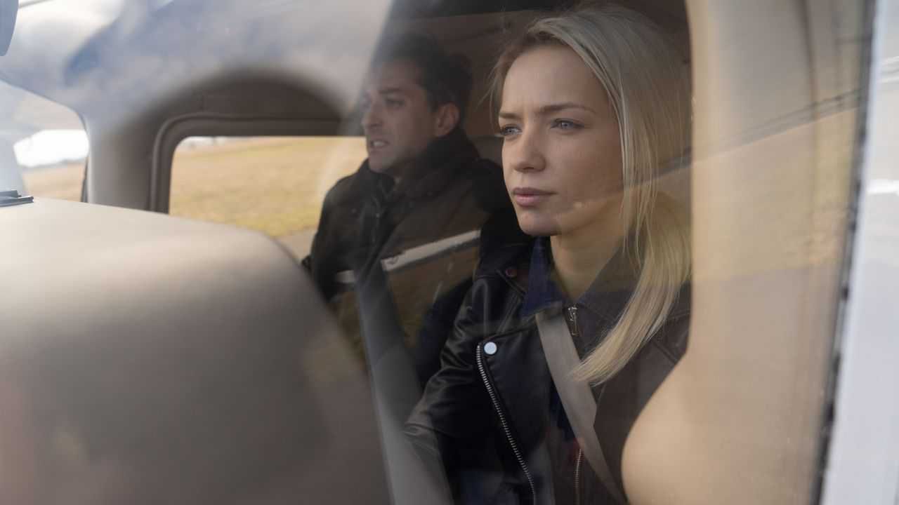 Na dobre i na złe, Dominika (Paulina Gałązka), Marcin (Filip Bobek)