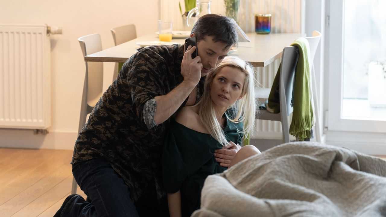 Na dobre i na złe, Dominika (Paulina Gałązka), Marcin (Filip Bobek)