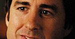 Luke Wilson i Kevin Connolly blisko Elvisa