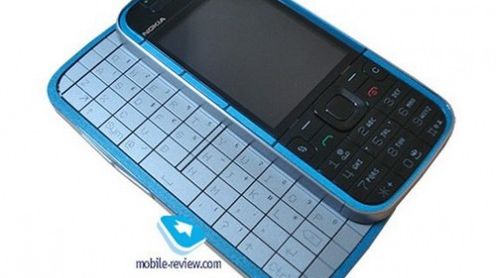 Nokia 5730 XpressMusic z klawiaturą QWERTY 1