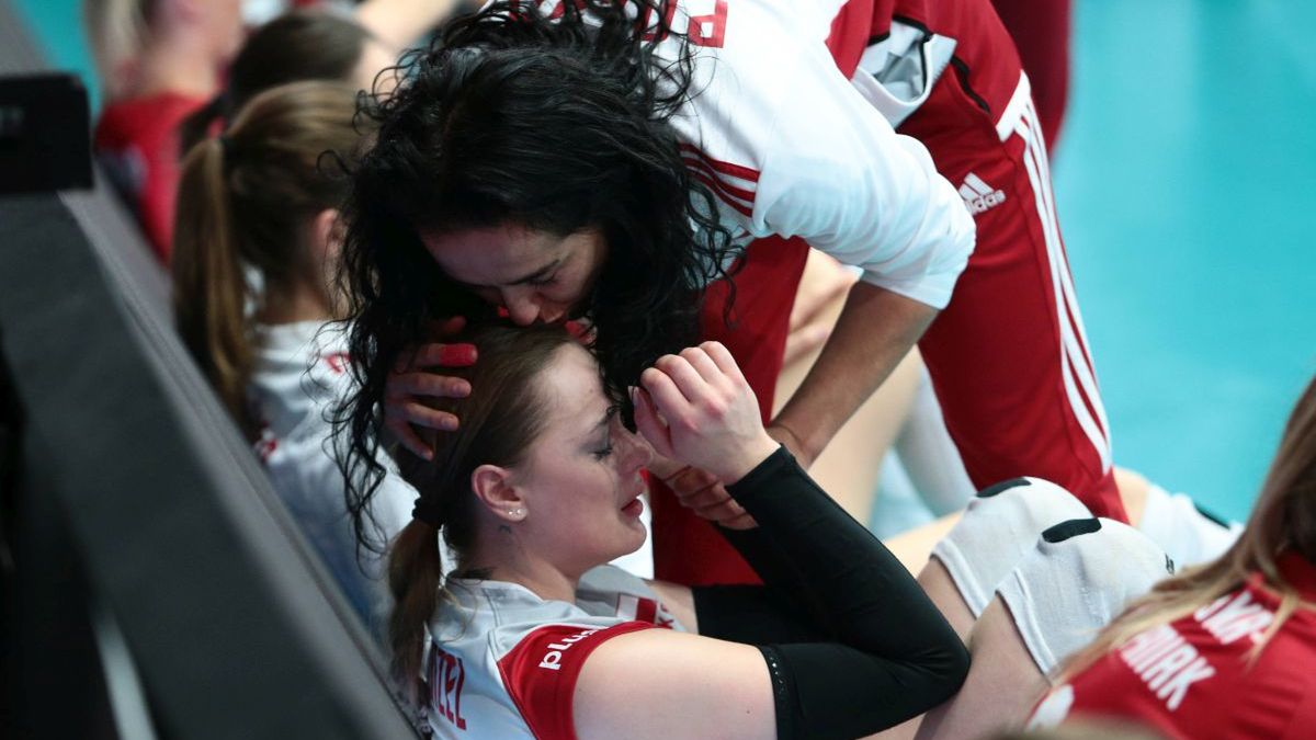 Zdjęcie okładkowe artykułu: Newspix / Tomasz Kudala / PressFocus /NEWSPIX.PL / Płacząca Maria Stenzel po ćwierćfinale z Serbią
