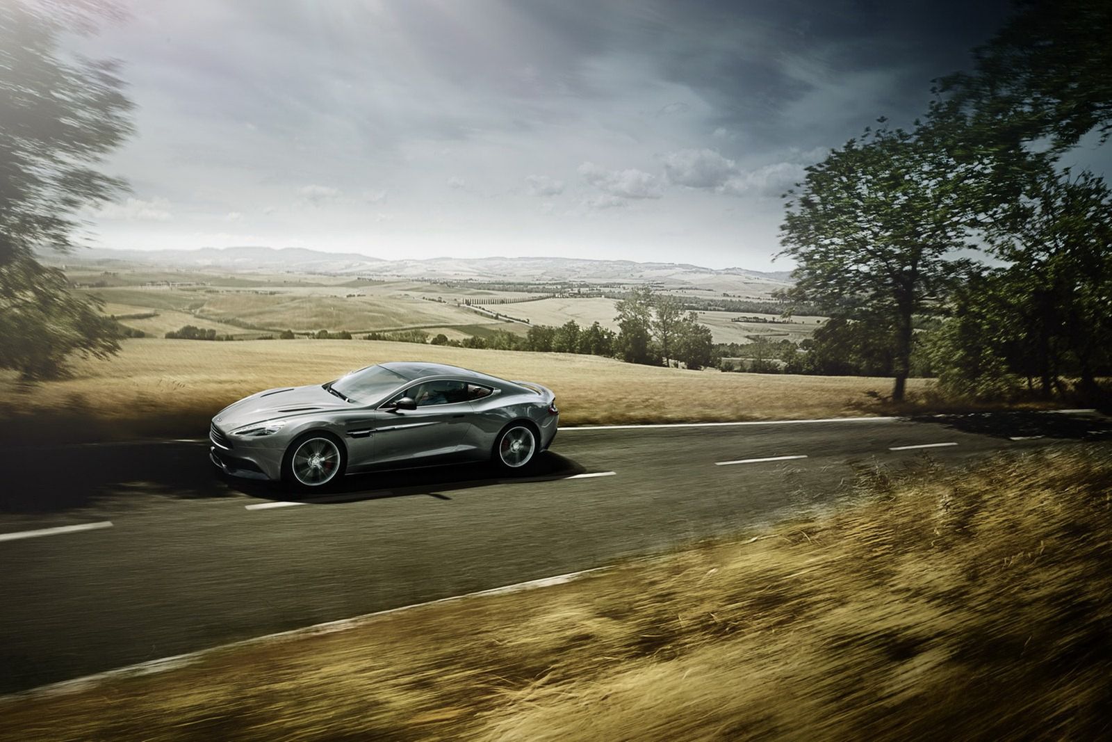 2013 Aston Martin Vanquish - uczta dla oczu [galeria] 9