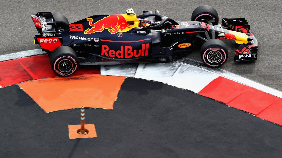 Materiały prasowe / Red Bull / Na zdjęciu: Max Verstappen na torze w Soczi