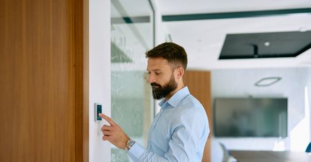 Kontrole w zakładach pracy. PIP podała szczegóły