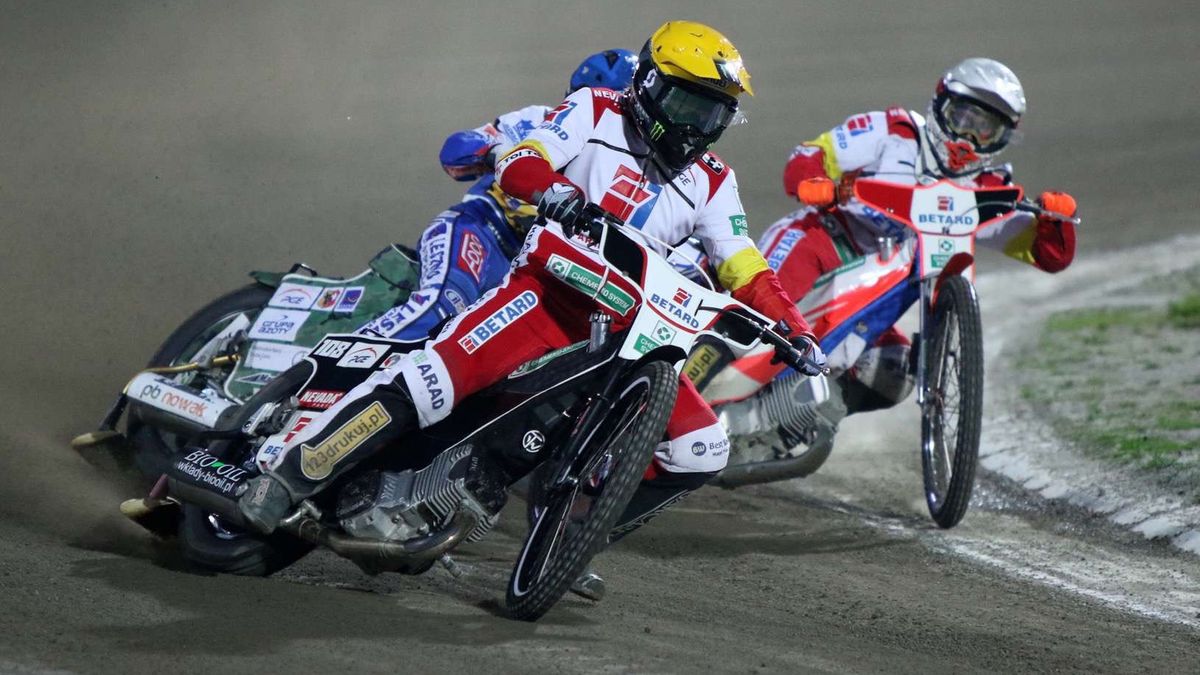 WP SportoweFakty / Jakub Brzózka / Na zdjęciu: Tai Woffinden na prowadzeniu