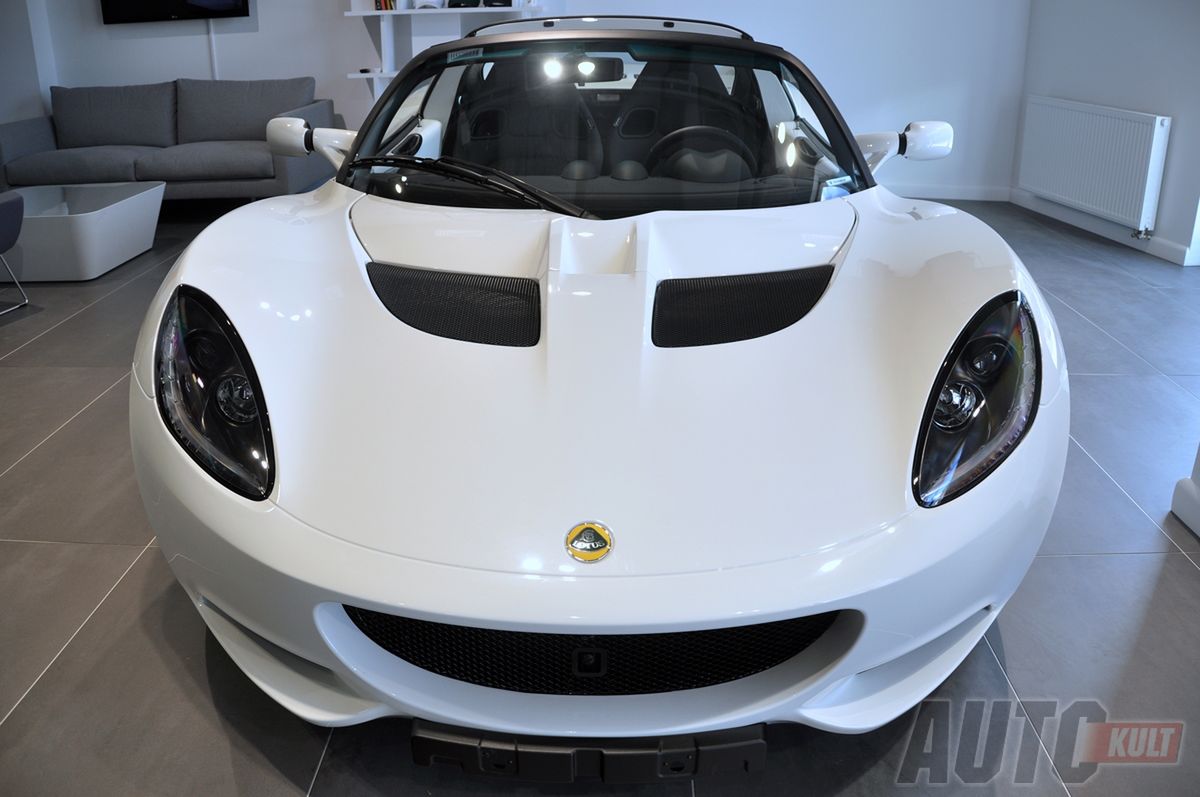 Salon Lotusa w Warszawie - Lotus Elise