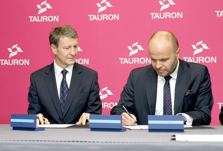 Na zdjęciu minister skarbu Andrzej Czerwiński i prezes Tauronu Jerzy Kurella